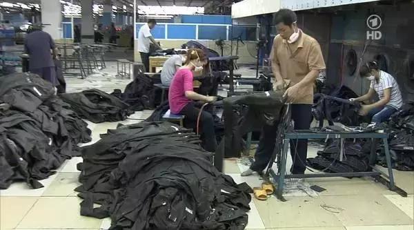德国人“卧底”广东工厂揭秘!服装行业不想让你知道的丑陋真相!